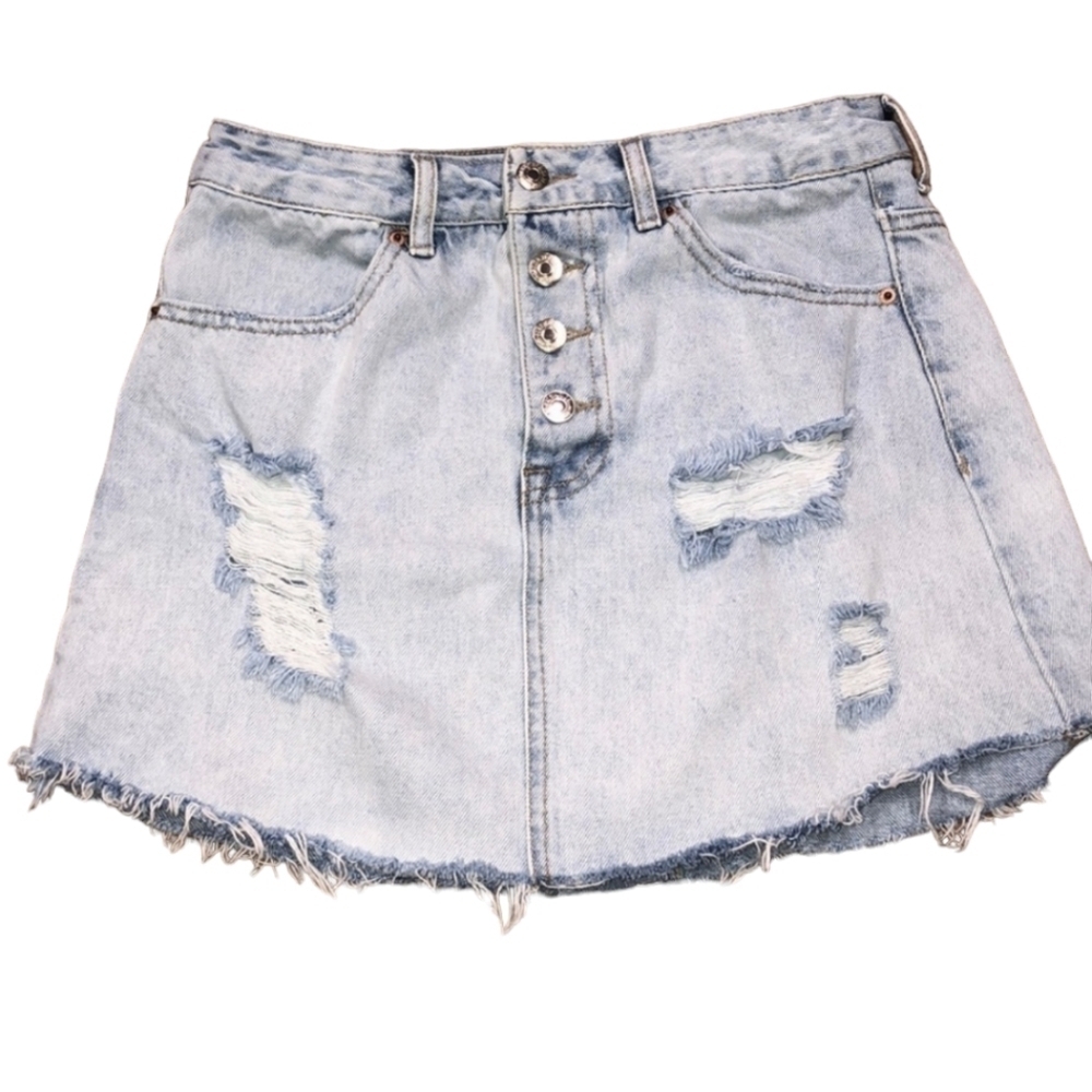 Forever 21 size 26 distressed denim mini skirt